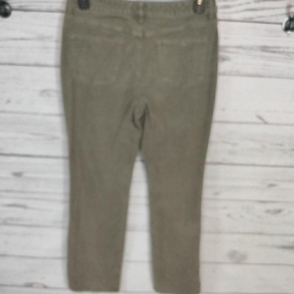 "St. John's Bay" woman's corturoy pants - Picture 3 of 8